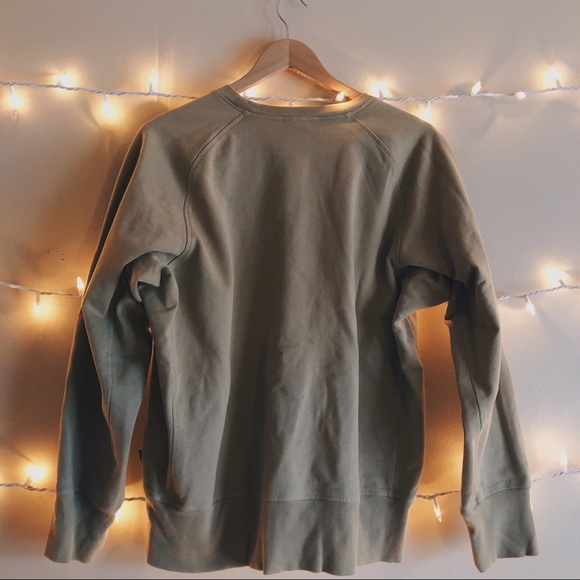 Men’s Patagonia Sweater - Picture 4 of 4